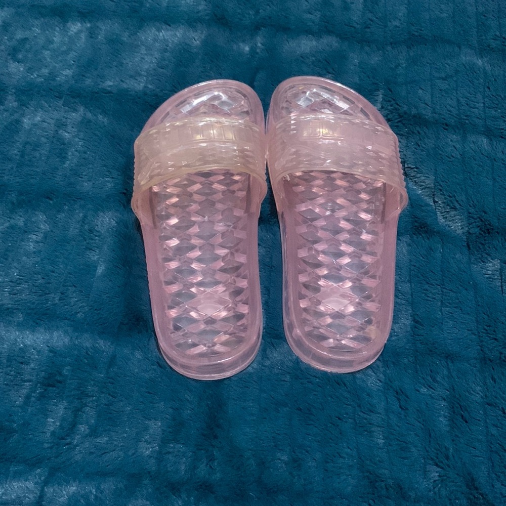Rihanna Fenty Puma Jelly Slides